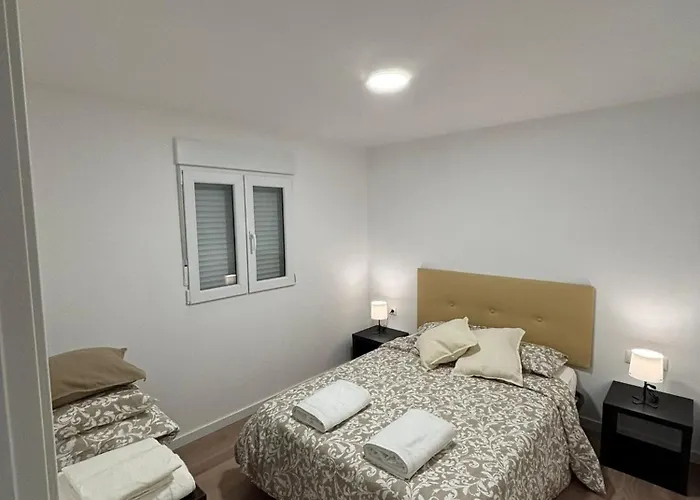 Casa Inteira Santos's House Ii בית הארחה