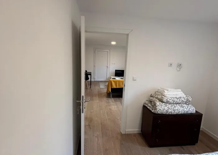 בית הארחה Casa Inteira Santos's House Ii אבאירו